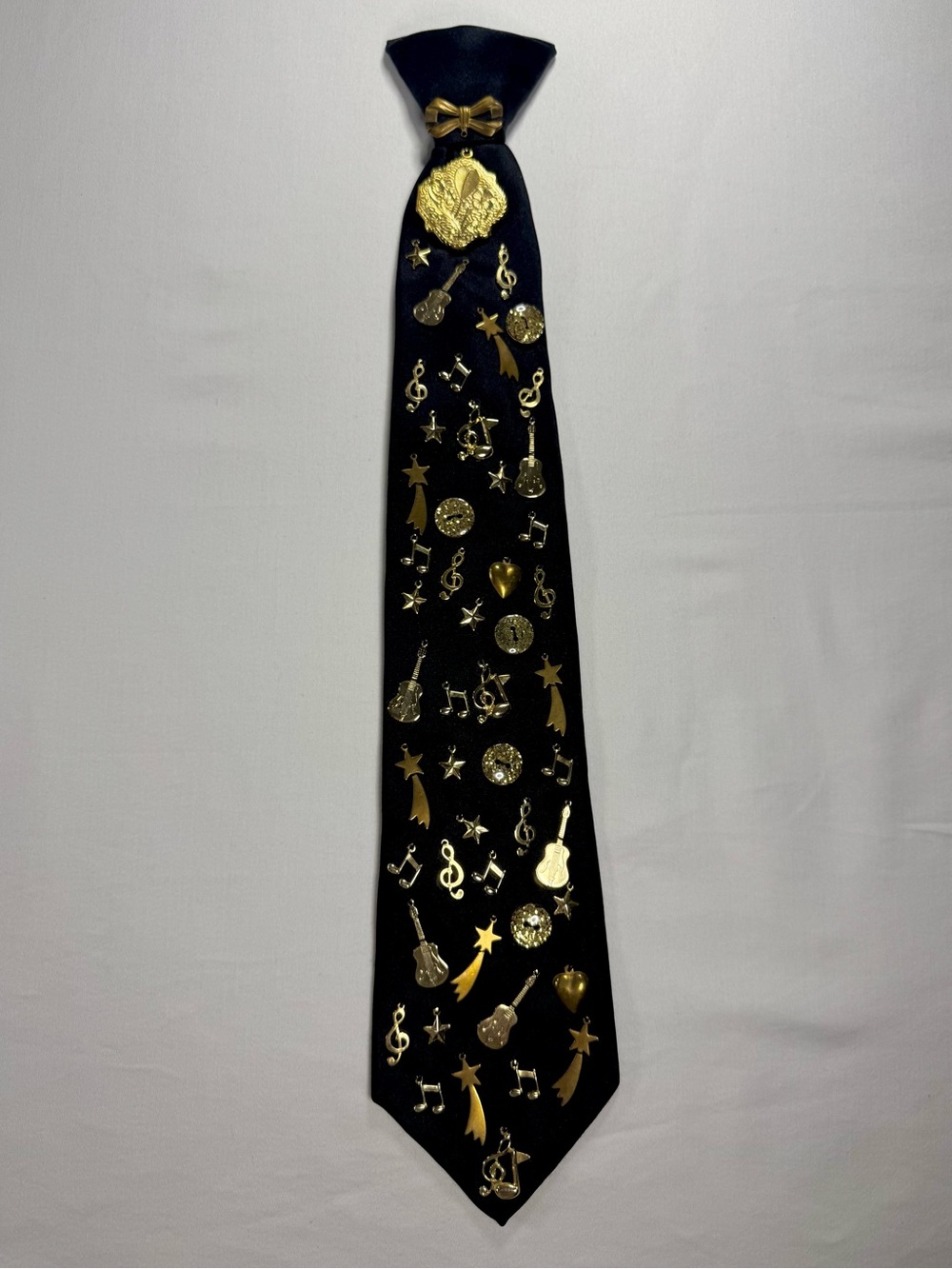 Vintage Giorgio Beverly Hills Upcycled Musical Charm Junk Tie Working Locket
